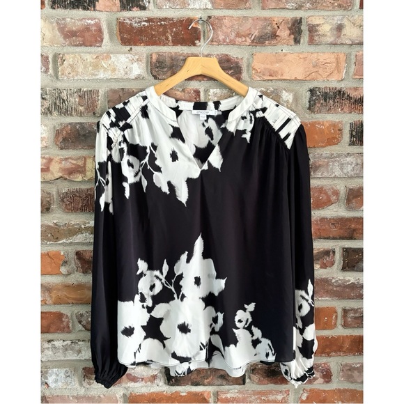 Chico’s Black White Floral Pintuck Shirt Long Sleeve Blouse - Picture 1 of 8